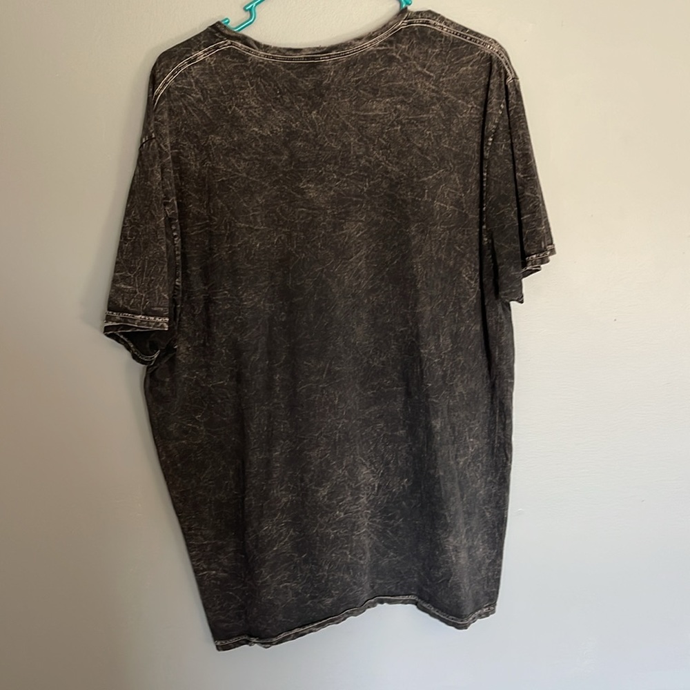 Fifth Sun Tee - Picture 4 of 4